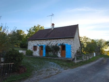 Propriété de caractère  avec vue – Longère, grange et gîte – 320 m² habitables – 5 chambres + gite 3 chambres – 2 vérandas - 3 ha de terrain et bois – 297 000 €  Creuse / Indre