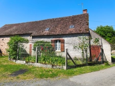 Maison à vendre 5 pièces proche de CHENIERS (23) indre (36) 4 chambres garage grange terrain 1000m² 73 000€
