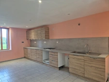Maison à vendre 5 pièces 3 chambres  terrain 1500 m² dépendances ORSENNES (36)