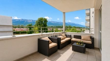 Appartement à vendre 4 pièces SAINT GENIS POUILLY (01)