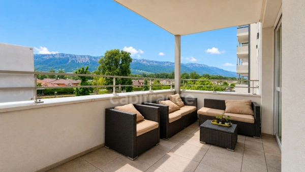 Appartement à vendre 4 pièces SAINT GENIS POUILLY (01)