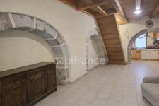 Ancienne ferme réhabilitée – 4 appartements T4 en triplex – Crozet