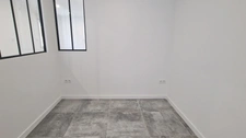 Maison, piscine, appt indépendant et terrain détachable de 300 m², viabilisée.  – usage mixte possible – Farges (01550)