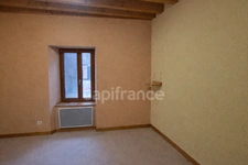 Ancienne ferme réhabilitée – 4 appartements T4 en triplex – Crozet