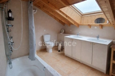 Ancienne ferme réhabilitée – 4 appartements T4 en triplex – Crozet