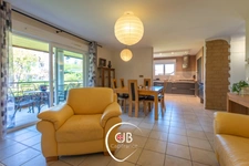 La Roche Sur Foron (74800): Appartement 3 pièces, 1 balcon, 2 terrasses et garage