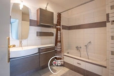 La Roche Sur Foron (74800): Appartement 3 pièces, 1 balcon, 2 terrasses et garage