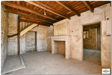 A vendre sur 1,14 Ha - Maison 1 à Réhabiliter 200 m² / Maison 2 Habitable Immédiat CHERMIGNAC (17)