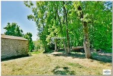 A vendre sur 1,14 Ha - Maison 1 à Réhabiliter 200 m² / Maison 2 Habitable Immédiat CHERMIGNAC (17)