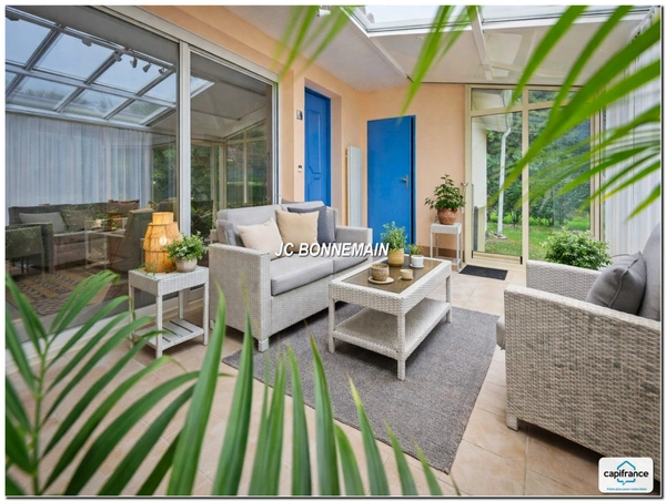 Dpt Charente Maritime (17), Meursac - proche de SAUJON - Résidence Sécurisée - Appartement RDC 4 Pièces  100 m² 