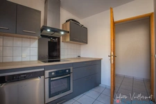 CHAMBERY (73000) : Appartement 3 chambres, cave, garage