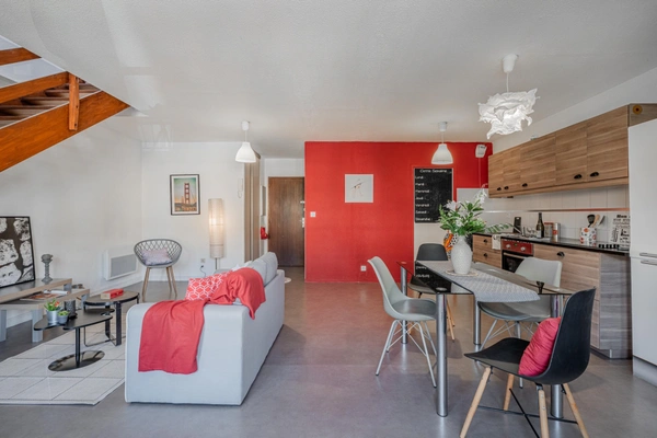 VOIRON (38500) : Appartement type 4 centre ville