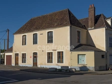 Dpt Eure et Loir (28), à vendre  maison P4 de 200 m²  