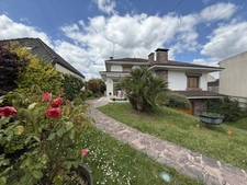 Maison à vendre 8 pièces, 6 chambres dont 3 en rez-de-chaussée DOMONT (95)