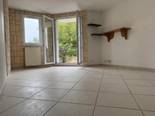 DOMONT – 2 PIÈCES AVEC BALCON ET PARKING, GARE À MOINS DE 10 MINUTES !