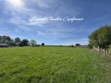 Terrain plat 2744m² - Vue dégagée - Environnement calme