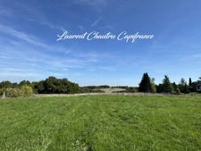 Terrain plat 2744m² - Vue dégagée - Environnement calme