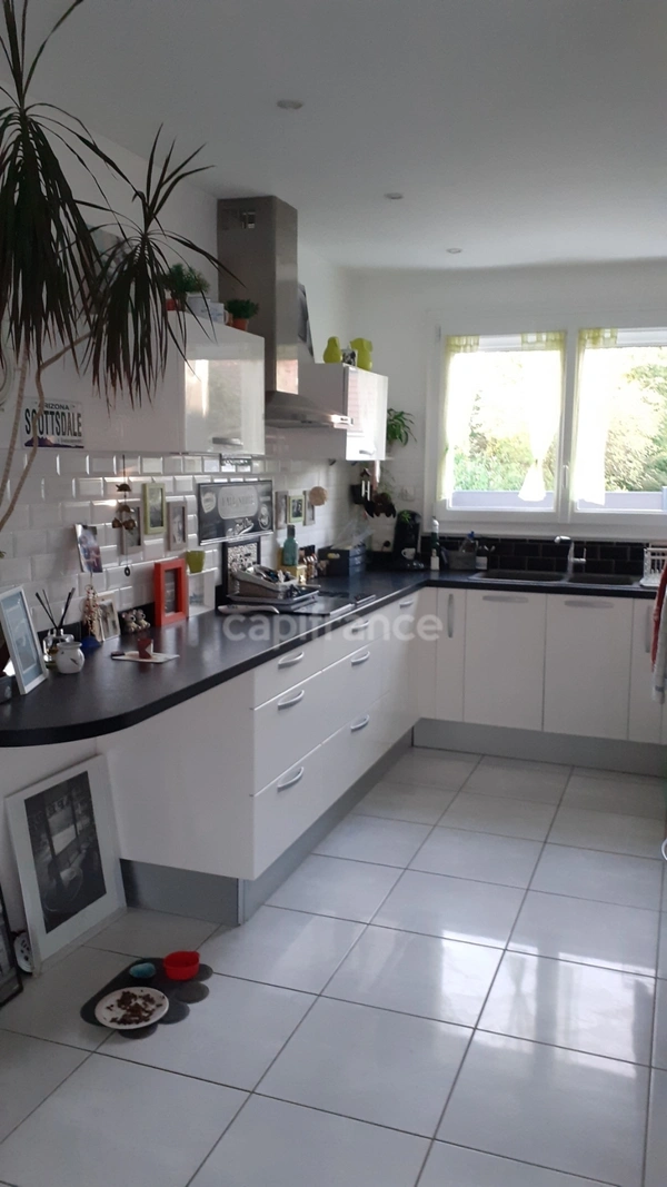 LE MANS 72000  -MAISON DE PLAIN-PIED  de  87m2 – 3 chambres –