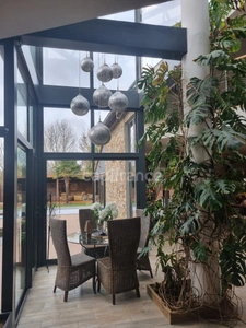 Maison indépendante à vendre 10 pièces -SH 265m2  - PISCINE