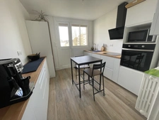 Saumur Appartement rénové de 84m2 avec cave; Idéal pour Investissement locatif ou premier achat Belle luminosité!