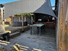 12 MIN SAUMUR SUD LONGERE ENTIEREMENT RENOVEE + STUDIO INDEPENDANT SUR ENVIRON 1500M2 ARBORE CLOS
