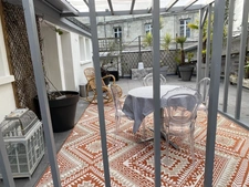 PRODUIT UNIQUE SUR SAUMUR CENTRE  120M2 HABITABLE 3 CHAMBRES  100M2 DE TERRASSE 1 PLACE DE PARKING PRIVATIVE