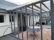 PRODUIT UNIQUE SUR SAUMUR CENTRE  120M2 HABITABLE 3 CHAMBRES  100M2 DE TERRASSE 1 PLACE DE PARKING PRIVATIVE