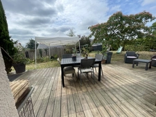 ST HILAIRE ST FLORENT MAISON 3 CHAMBRES DE PLAIN PIED SUR PARCELLE DE 848M2 DE TERRAIN ARBORE CLOS