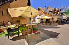 Fonds de commerce à vendre LE MONETIER LES BAINS (05)