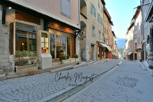 Fonds de Commerce Restaurant à Briançon.