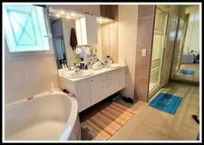 House for sale in LE GRAU D'AGDE, 6 rooms, 258m2 with a 150m2 basement (34)