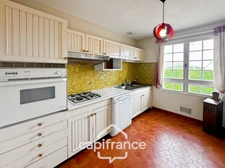 🏡 À vendre – Maison familiale de 150 m² sur sous-sol complet au cœur de Parigné-l’Évêque (1970) 5 chambres – Terrain clos et arboré de 766 m²