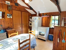 Terrain de loisir arboré de 1360m2 avec cabanon aménagé de 24m2 — Marigné-Laillé