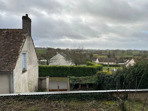 🏡 À Mayet : Maison de village de 101 m² – Terrain