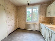 Maison 70 m² avec jardin de 419 m² et sous-sol complet – Écommoy