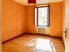 À vendre – Immeuble de deux logements à Mansigné
