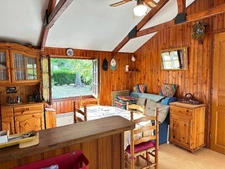 Terrain de loisir arboré de 1360m2 avec cabanon aménagé de 24m2 — Marigné-Laillé