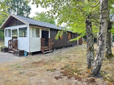 Terrain de loisir arboré de 1360m2 avec cabanon aménagé de 24m2 — Marigné-Laillé