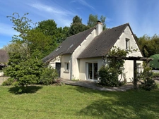 Maison à vendre 4 chambres, piscine, terrain de 3274m2 et dépendance aménagée 