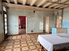 🏡 À Mayet : Maison de village de 101 m² – Terrain