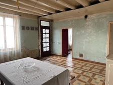 🏡 À Mayet : Maison de village de 101 m² – Terrain