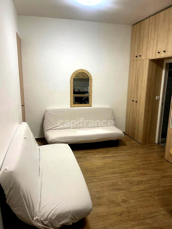 Charmant Studio meublé 19 m2   (75)