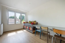 House for sale 5 rooms + Warehouse, GROSLAY (95)