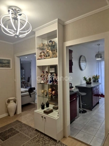 You're sure to fall in love with this bright, renovated 4-room apartment with balconies and private parking in EAUBONNE (95)