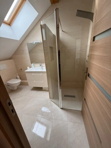 Exceptional 11-room house with swimming pool for sale in GROSLAY (95)