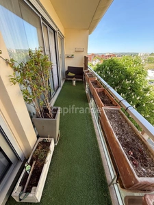 You're sure to fall in love with this bright, renovated 4-room apartment with balconies and private parking in EAUBONNE (95)