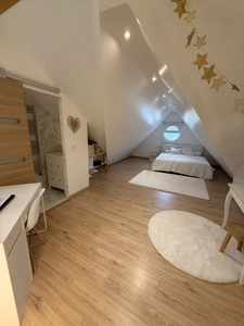 Exceptional 11-room house with swimming pool for sale in GROSLAY (95)