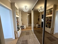 You're sure to fall in love with this bright, renovated 4-room apartment with balconies and private parking in EAUBONNE (95)
