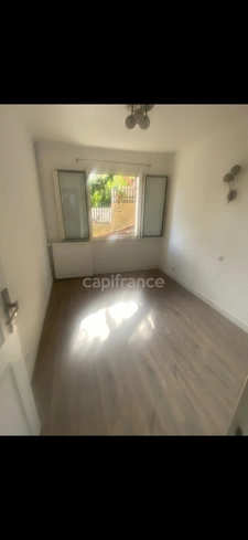 Maison de 150m2 -7 pièces - 5 chambres - 500m2 terrain à GOUSSAINVILLE (95190)
