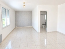 CHARMING 46m2 DUPLEX WITH 2 PRIVATE PARKING SPACES, BEAUMONT SUR OISE (95)